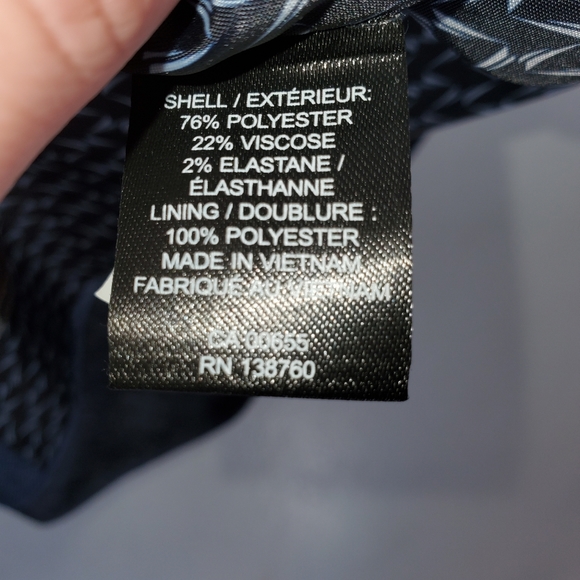 NWT RW&CO Vest - Picture 8 of 8